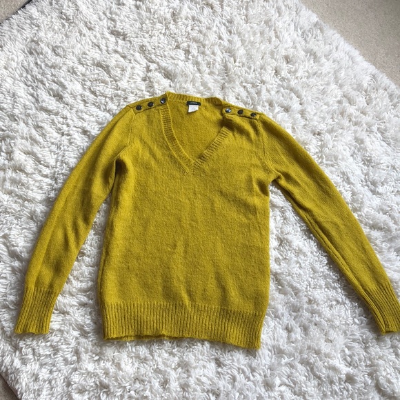 J. Crew sweater - Picture 1 of 4
